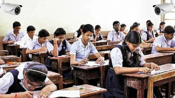 महापालिका शाळांत सीसीटीव्ही का नाही? शिक्षण समिती अध्यक्षांनी घेतले फैलावर