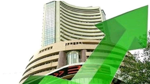 सेन्सेक्सची ३५२ अंकांची झेप, निफ्टीही १० हजारांच्या पलिकडे