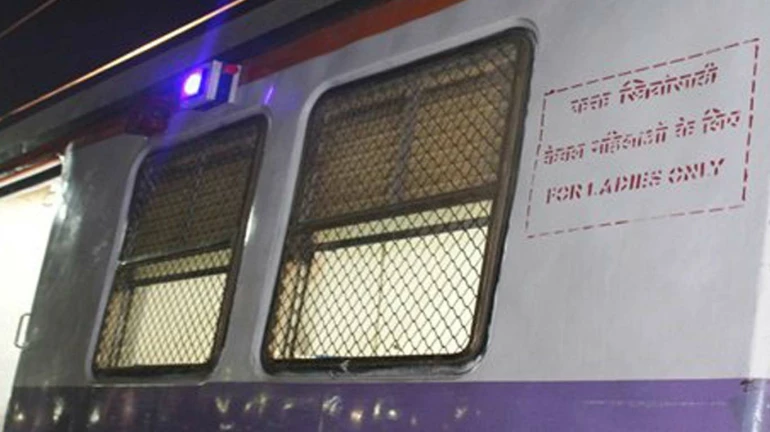 मुंबई - लोकल ट्रेन में अब दिव्यांगजनो को मिलेगी डिजिटल आईडी कार्ड