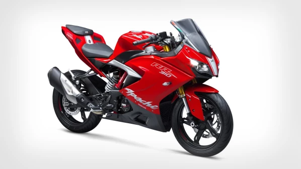 टीवीएस अपाचे  RR310 -  2.9 सेकेंड में 100KMPH