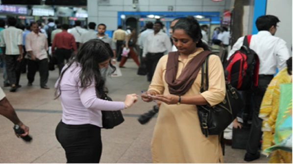 पश्चिम रेल्वेची फुकट्या प्रवाशांकडून १२ कोटींची दंडवसुली