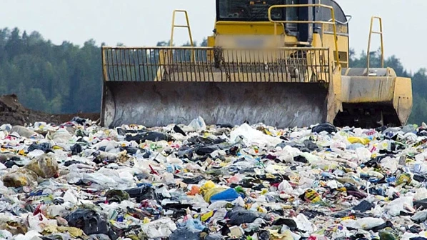 पालिका प्रशासनाचा कचरा घोटाळा? काळ्या यादीतल्या कंत्राटदारावर मेहेरनजर