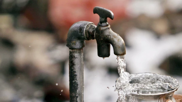 अंबोलीच्या रहिवाशांनो आता झोपा निवांत, महापालिकेने बदलली पाण्याची वेळ ! 