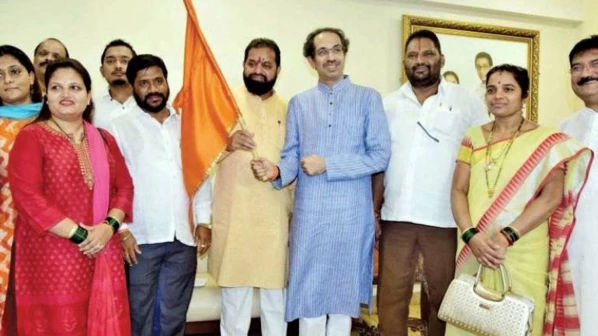 ‘त्या’ नगरसेवकांना अपात्र ठरवण्याची मनसेची याचिका कोकण आयुक्तांनी स्वीकारली