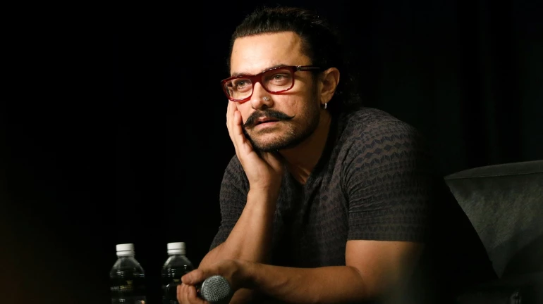 ‘पद्मावती’ विवाद में आगे आए आमिर खान, धमकियों को ठहराया गलत!