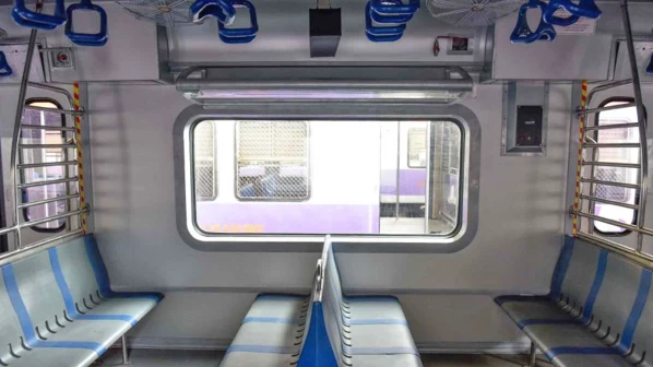 क्रिसमस से शुरु होगी एसी लोकल !