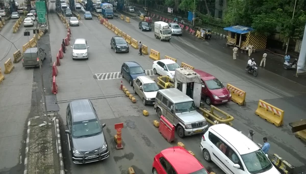 Unique solution on Mulund’s traffic 
