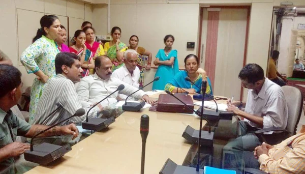  Colaba city in litter