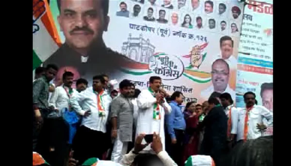 सरकार के खिलाफ कांग्रेस की पदयात्रा