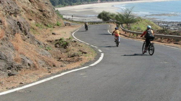 मुंबई ते गोवा... रेडी टू पेडल