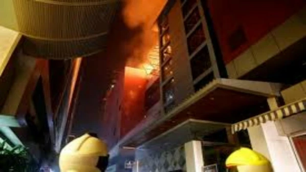 1अबव आग मामले में पुलिस ने दो मैनेजर को किया गिरफ्तार