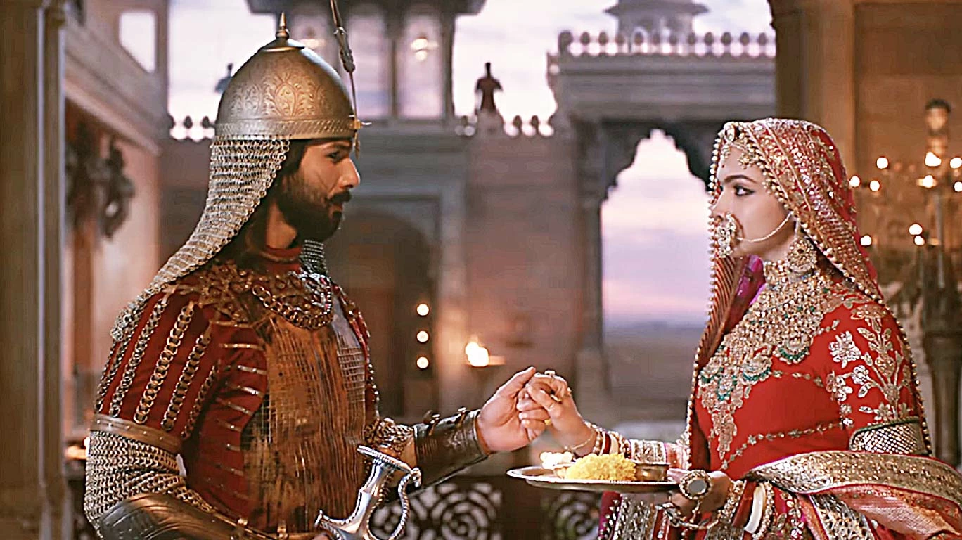 पद्मावती सिनेमासाठी रविवारी १५ मिनिटांचा ब्लॅकआऊट!