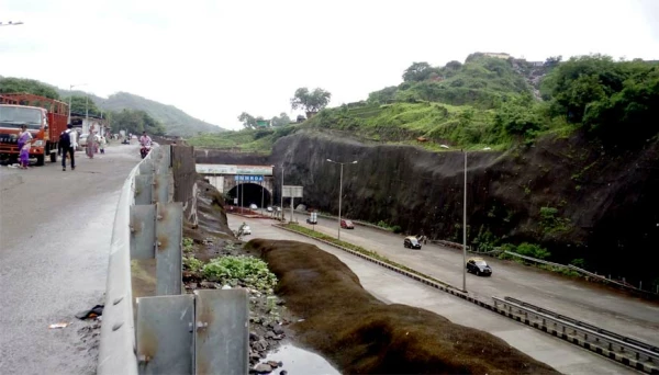 2000 families awaiting rehabilitation