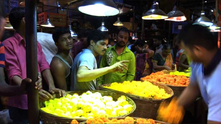 कोरोनाचा फूल विक्रीला मोठा आर्थिक फटका कोरोनाचा फूल विक्रीला मोठा आर्थिक फटका