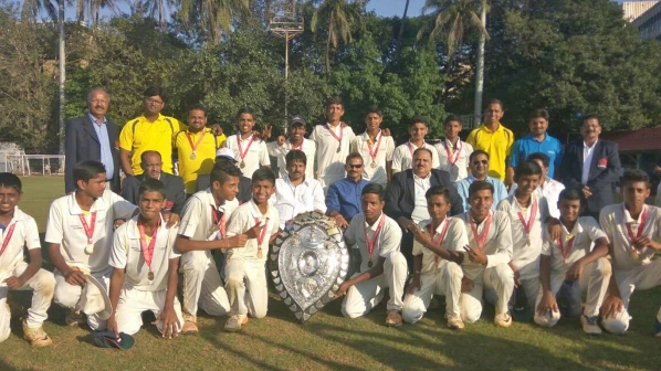 अल बरकतने पटकावली हॅरिस ढाल