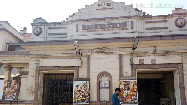 ना 'खान'दान, ना 'कपूर अॅण्ड सन्स', भोजपुरी सिनेमाच मुंबईतील सिंगलस्क्रीनचा तारणहार!