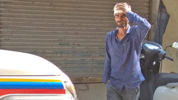 पालिका पार्किंगच्या नावाखाली सर्वसामान्यांची लूट