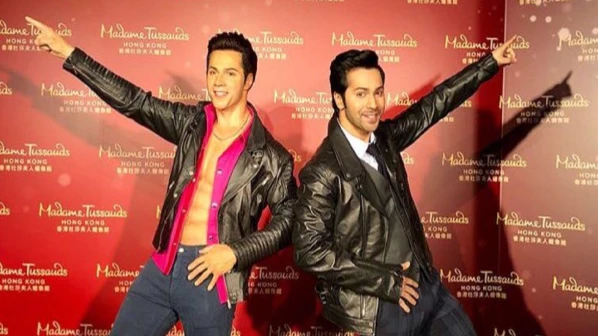 अमिताभ, शाहरुखनंतर आता थेट वरुण