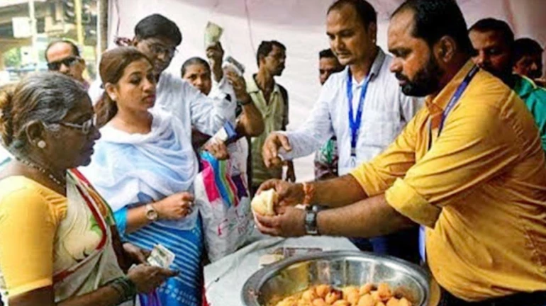 Aapla Vada Pav to donate ₹70,000 to soldiers