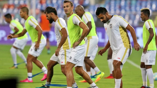 Mumbai, Jamshedpur lock horns with eye on play-offs