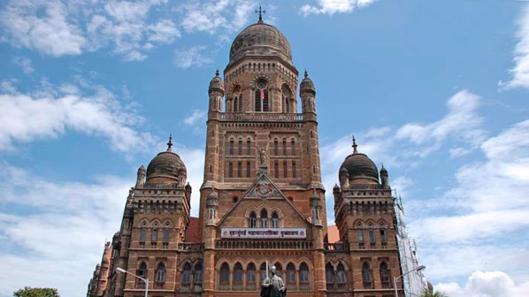 महापालिकेच्या अर्थसंकल्पावर आर्थिक संकटाचे सावट!