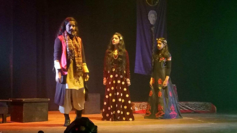 Vogue Theatre organises an inter-school Urdu drama competition