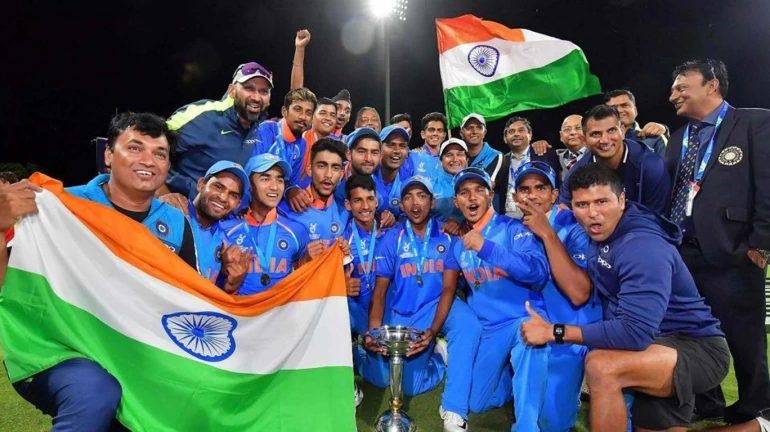 आईसीसी अंडर 19 वर्ल्ड कप: मनजोत कालरा ने ठोंका शतक, भारत ने ऑस्ट्रेलिया को हरा जीता खिताब 
