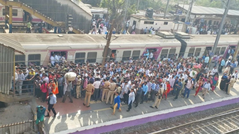 Railway Security Force personnel deployed at Dombivali railway station to prevent rioting Railway Security Force personnel deployed at Dombivali railway station to prevent rioting