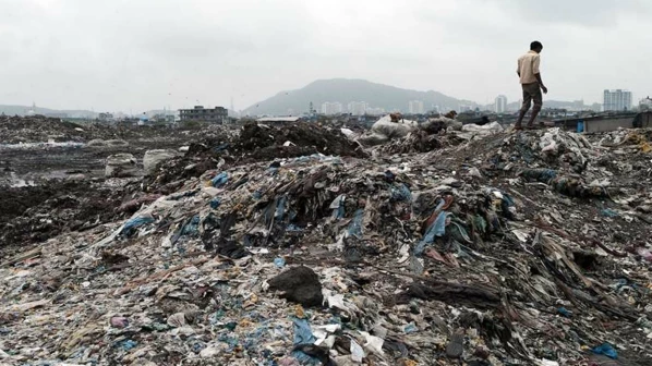 वादग्रस्त कंपनीसाठी पालिका प्रशासनाचं फील्डिंग?