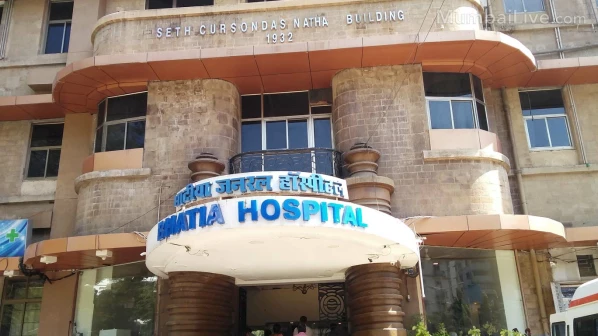 23-year-old local train commuter loses limbs after mobile thief attacks her 