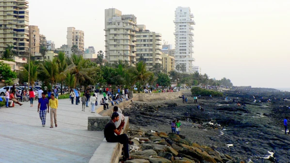 Bandra promenade to be beautified; Work starts next month