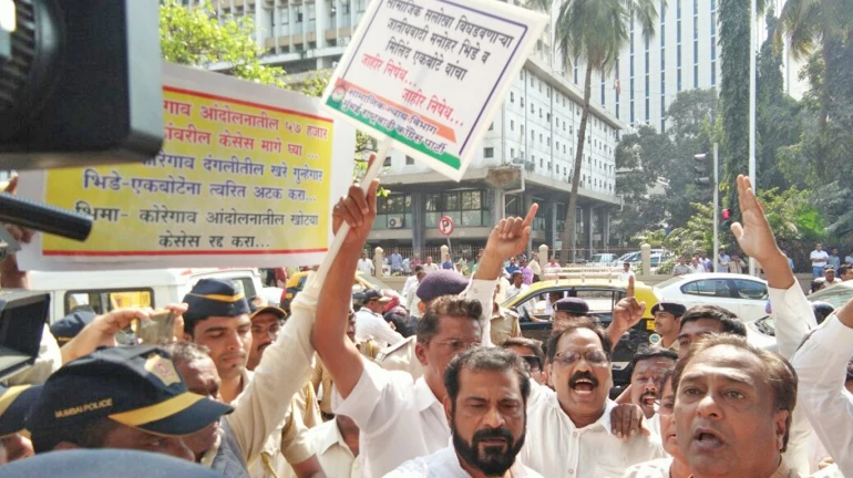 मंत्रालय में एनसीपी और कांग्रेस का आंदोलन, भीमा कोरेगांव हिंसा आरोपियों के गिरफ्तारी की मांग 