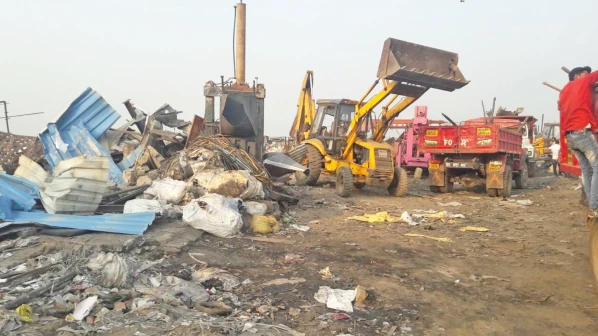 मानखुर्द - मंडल में 63 भंगार के गोदामों पर कार्रवाई !