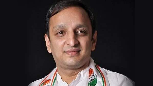 विझक्राफ्टबद्दल एवढी आपुलकी का?- सचिन सावंत