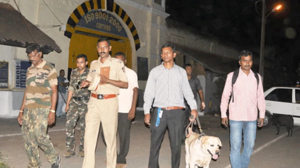 NCB officials lay a trap and arrest 40-year-old Karnataka smuggler