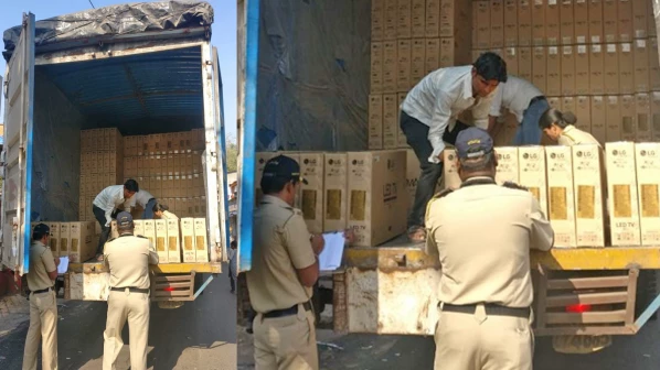चोरी की प्लानिंग हुई फेल, लाखो के इलेक्ट्रॉनिक्स सामान पुलिस ने पकड़ा 
