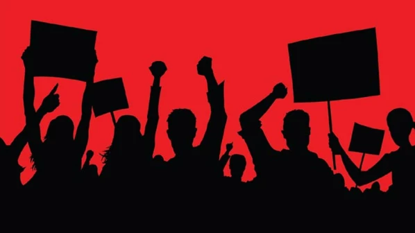 शिष्यवृत्ती बंद! 'टीस'च्या विद्यार्थ्यांचं आंदोलन सुरूच