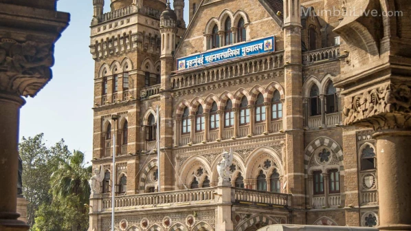 महापालिका प्रशासनाला मराठीचं वावडं, बहुतांश कामकाज चालतं इंग्रजीतूनच