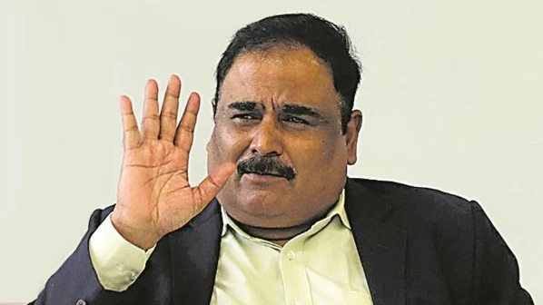 'समृद्धी'साठीच मोपलवारांना एक वर्षांची मुदतवाढ