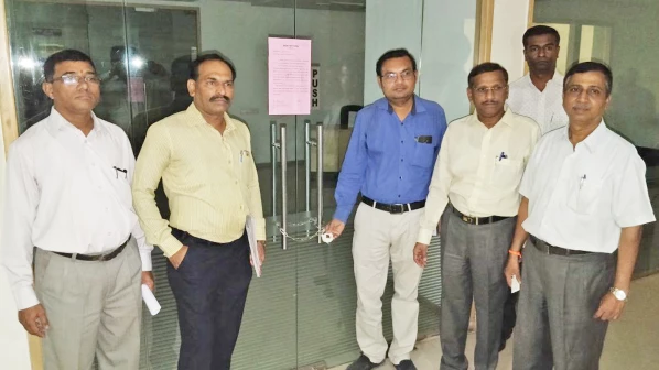 'सेव्हन हिल्स'ला टाळे, ९ कोटींचा मालमत्ता कर भरलाच नाही!