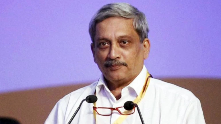 Goa CM Manohar Parrikar in Mumbai for a health check up; May go abroad for further treatment 