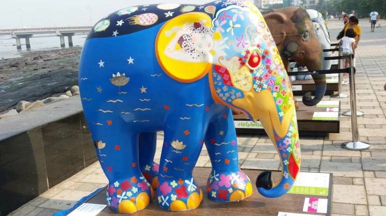 मुंबईत फिरताहेत रंगीबेरंगी हत्ती!