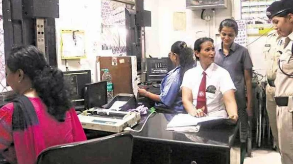 After Matunga railway station, Matunga Road station will be operated by women
