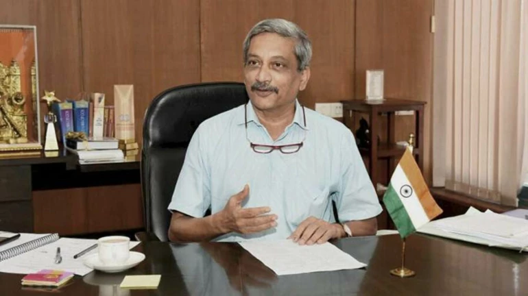Goa CM Manohar Parrikar travels to the US for further treatment