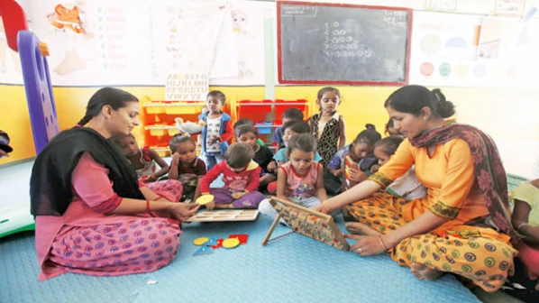 अंगणवाड्यांना पोषण आहारासाठी निधीची कमतरता