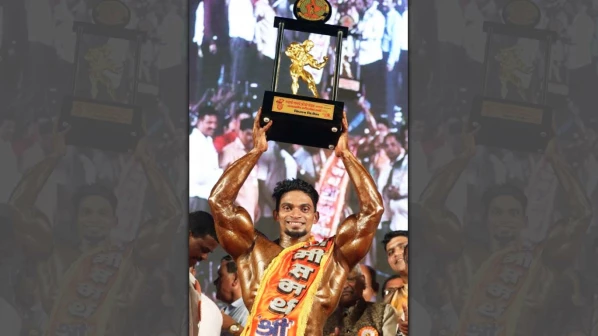 'स्वामी समर्थ श्री'वरही सुनीतचाच कब्जा