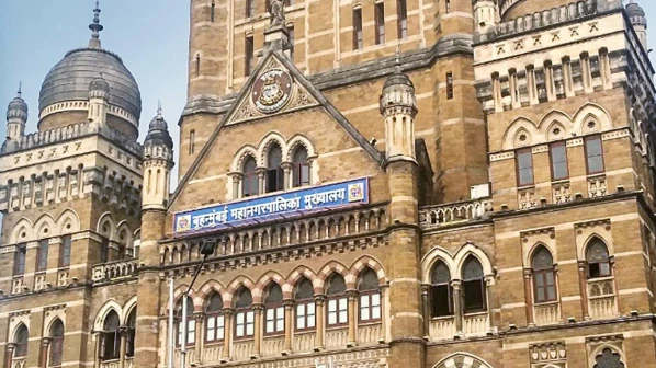 एफआयआर दाखल, तरिही मिळालं रस्त्याचं कंत्राट