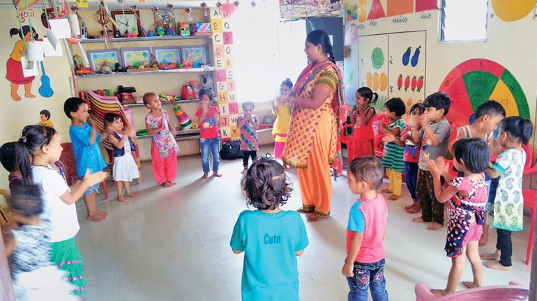 आंगनवाड़ी में बच्चों को मराठी के साथ साथ पढ़ाई जाएगी अन्य भाषाएं!