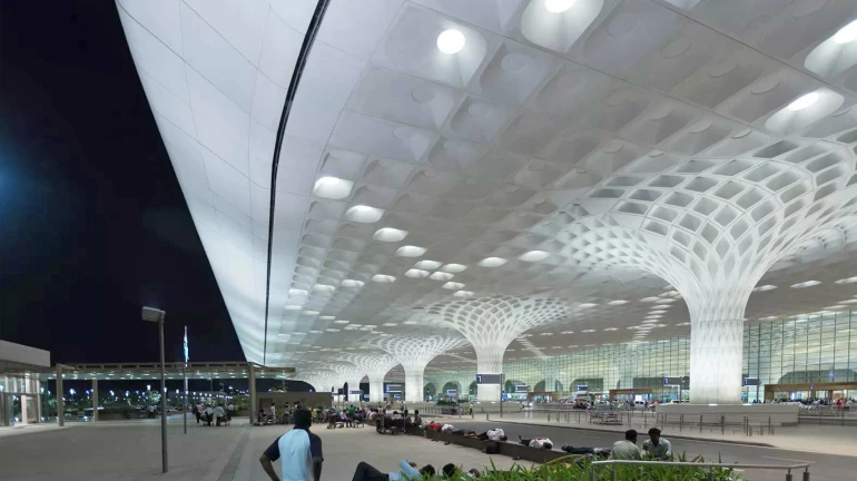 मुंबई एयरपोर्ट ने इलेक्ट्रिक वाहन फास्ट चार्जिंग स्टेशन लगाया
