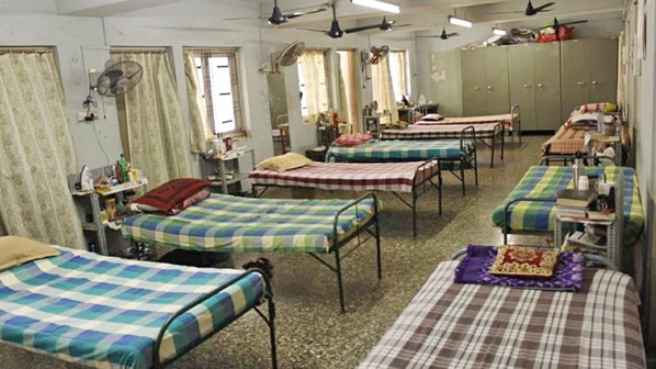 राज्यात वर्षाला २० वसतिगृहाची करणार सोय